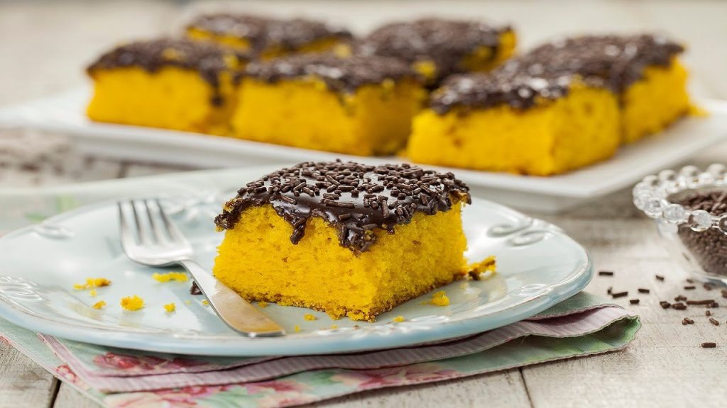 Receita De Bolo De Cenoura Receita de Bolo de Cenoura - Receitou